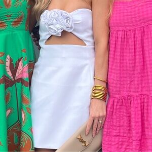 White dress worn once no stains
